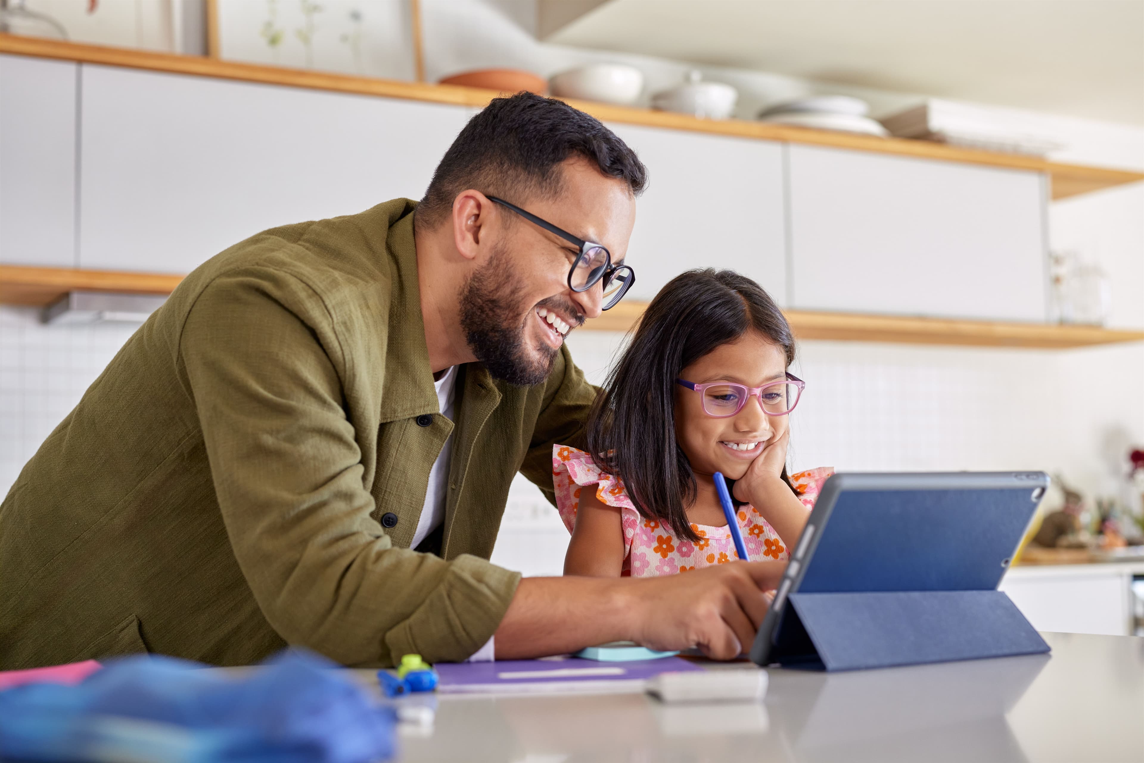 Before they buy: helping young people check online listings article image